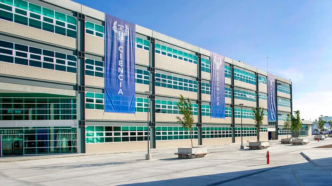 Becas en campus Querétaro